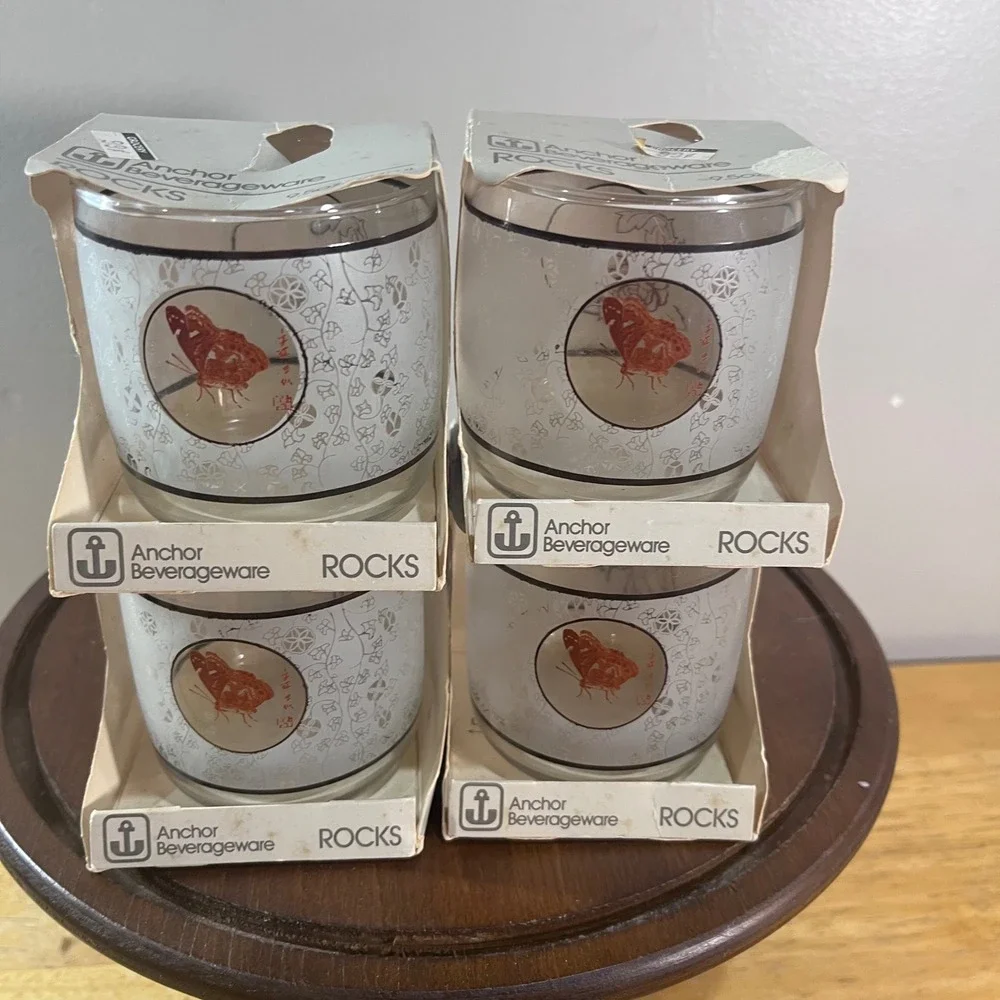 Anchor Hocking Plaza Rocks Glasses Set of 4 Vtg White Silver Rose Butterfly 9.5z